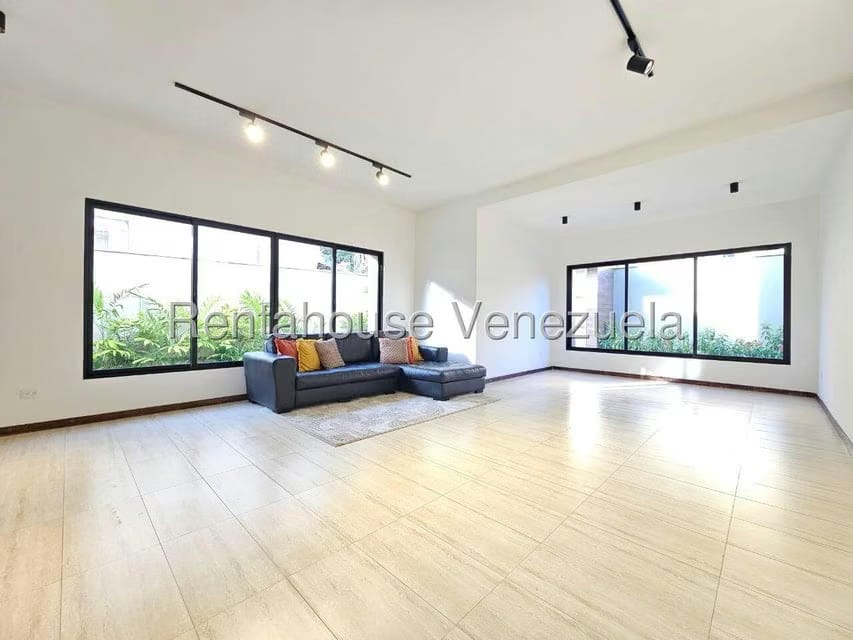 Casa (1 Nivel) en Venta en Altamira, Distrito Metropolitano - 24