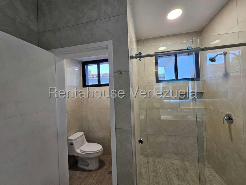 Casa (1 Nivel) en Venta en Altamira, Distrito Metropolitano - 5