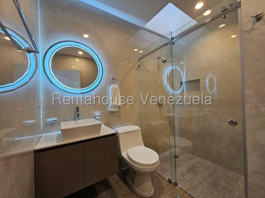 Casa (1 Nivel) en Venta en Altamira, Distrito Metropolitano - 6