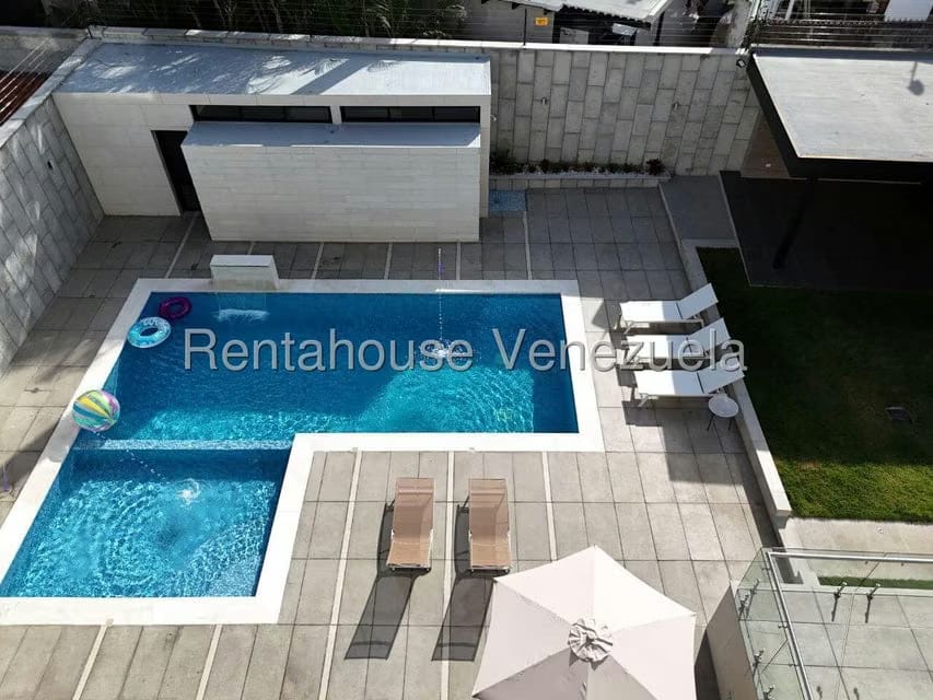 Casa (1 Nivel) en Venta en Altamira, Distrito Metropolitano - 60