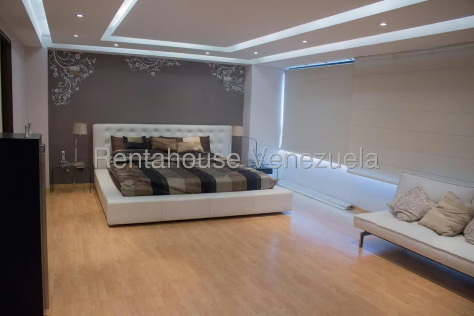 Apartamento (Penthouse) en Venta en Lomas del Sol, Distrito Metropolitano - 25