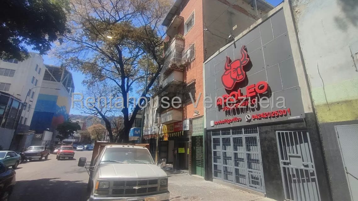 Comercial (Local Comercial) en Venta en Quinta Crespo, Distrito Metropolitano