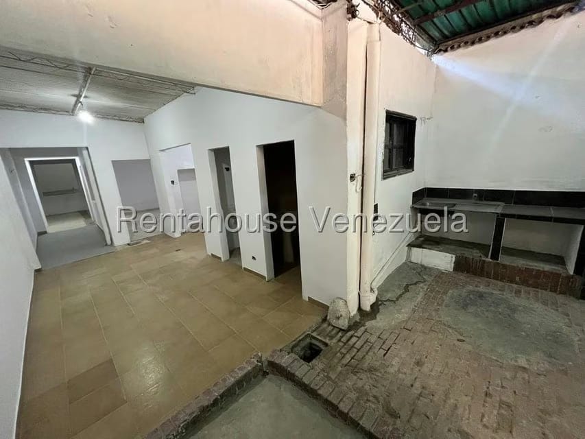 Comercial (Local Comercial) en Venta en Quinta Crespo, Distrito Metropolitano - 7