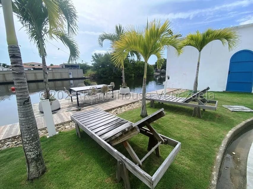Negocios y Empresas (Hotel) en Venta en Ciudad Balneario Higuerote, Miranda - 4