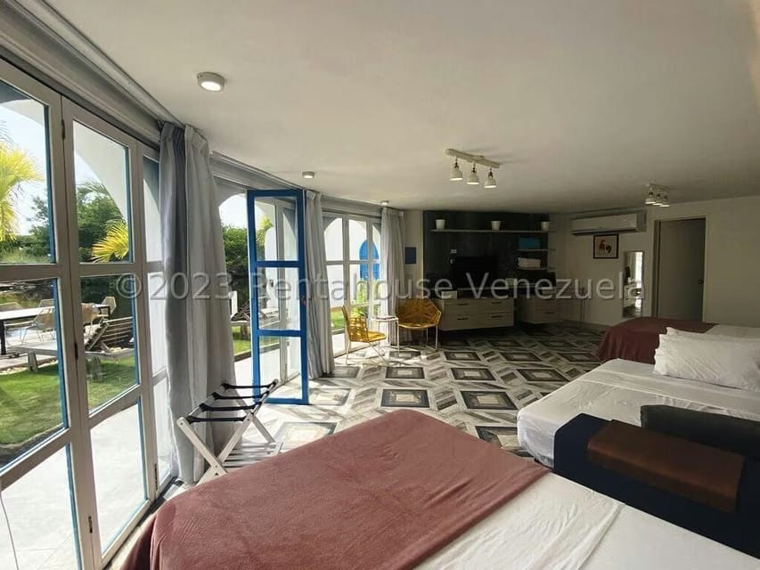 Negocios y Empresas (Hotel) en Venta en Ciudad Balneario Higuerote, Miranda - 31