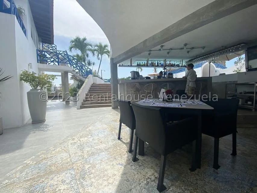 Negocios y Empresas (Hotel) en Venta en Ciudad Balneario Higuerote, Miranda - 42
