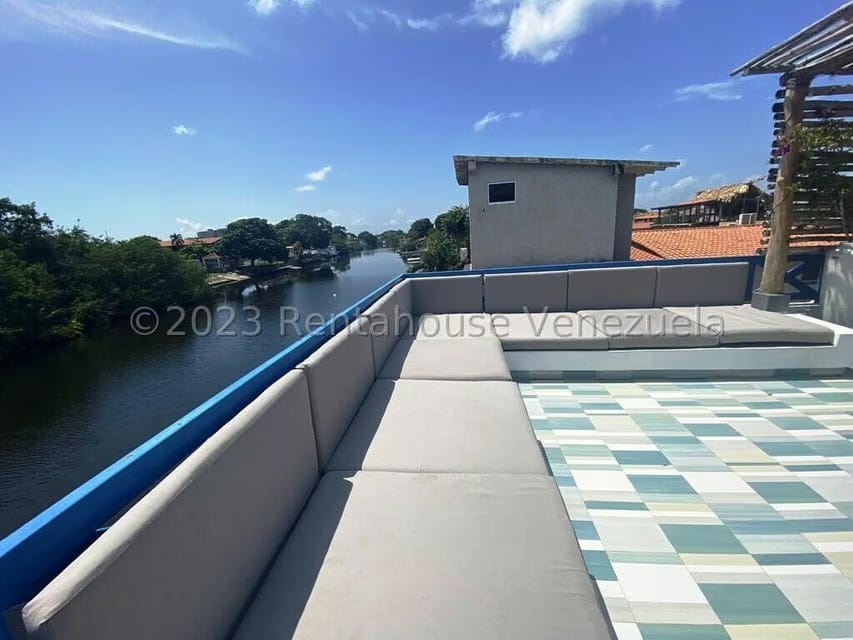 Negocios y Empresas (Hotel) en Venta en Ciudad Balneario Higuerote, Miranda - 47