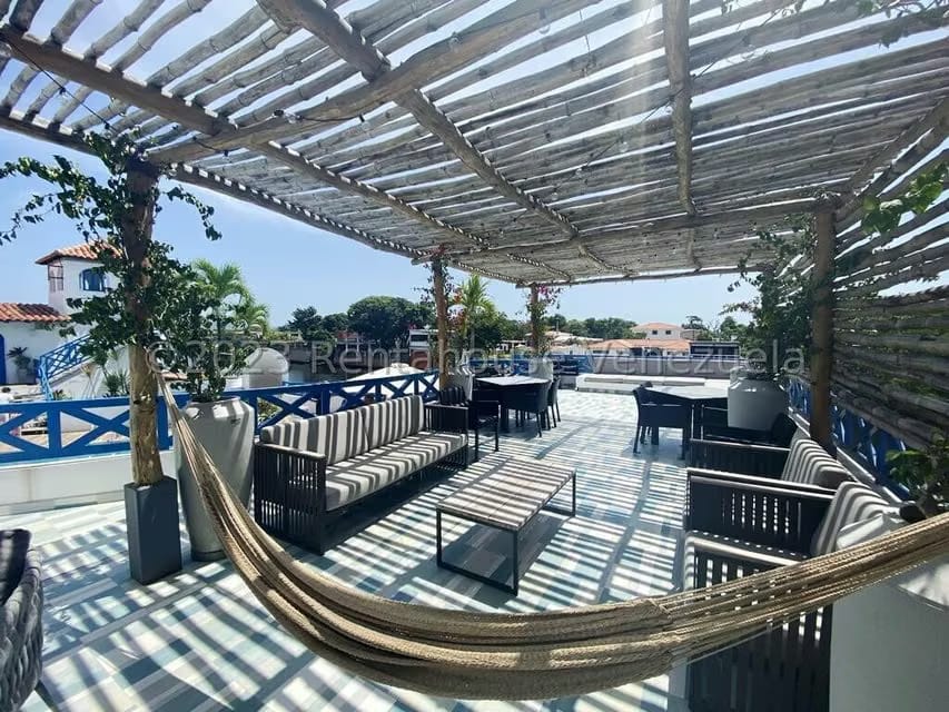 Negocios y Empresas (Hotel) en Venta en Ciudad Balneario Higuerote, Miranda - 51
