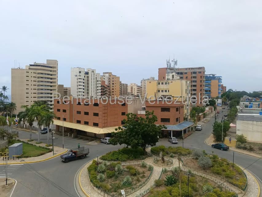 Apartamento (1 Nivel) en Venta en Playa Grande, Vargas - 4