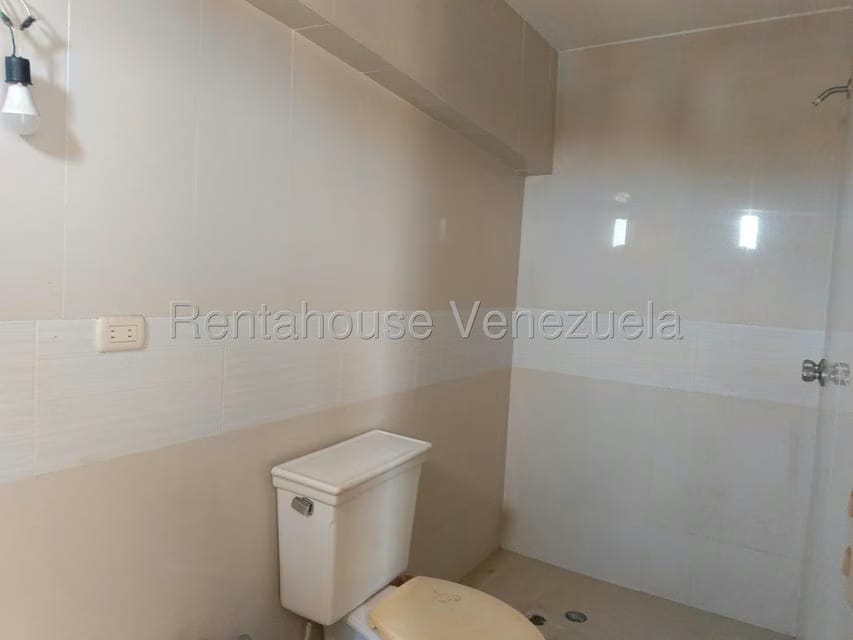 Apartamento (1 Nivel) en Venta en Playa Grande, Vargas - 34
