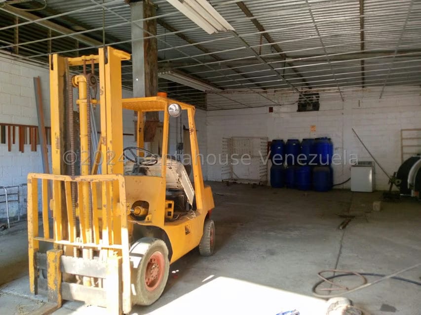 Comercial (Galpon - Deposito) en Venta en Parque Industrial San Rafael, Miranda - 10