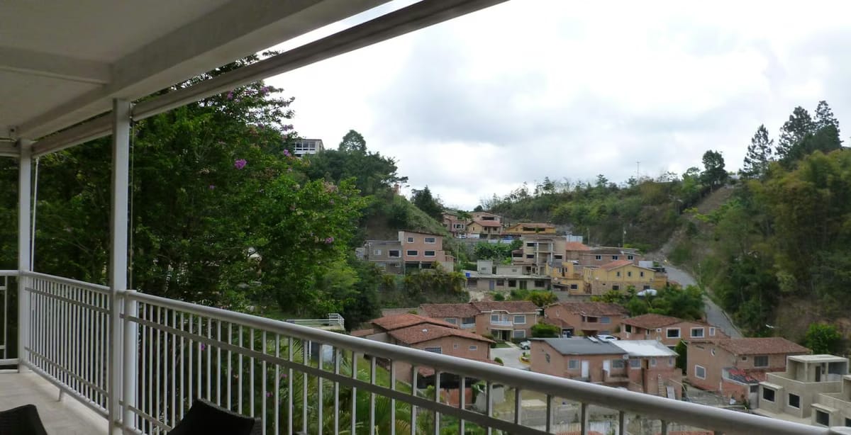 Casa (Multipes Niveles) en Venta en Lomas del Halcon, Distrito Metropolitano - 24