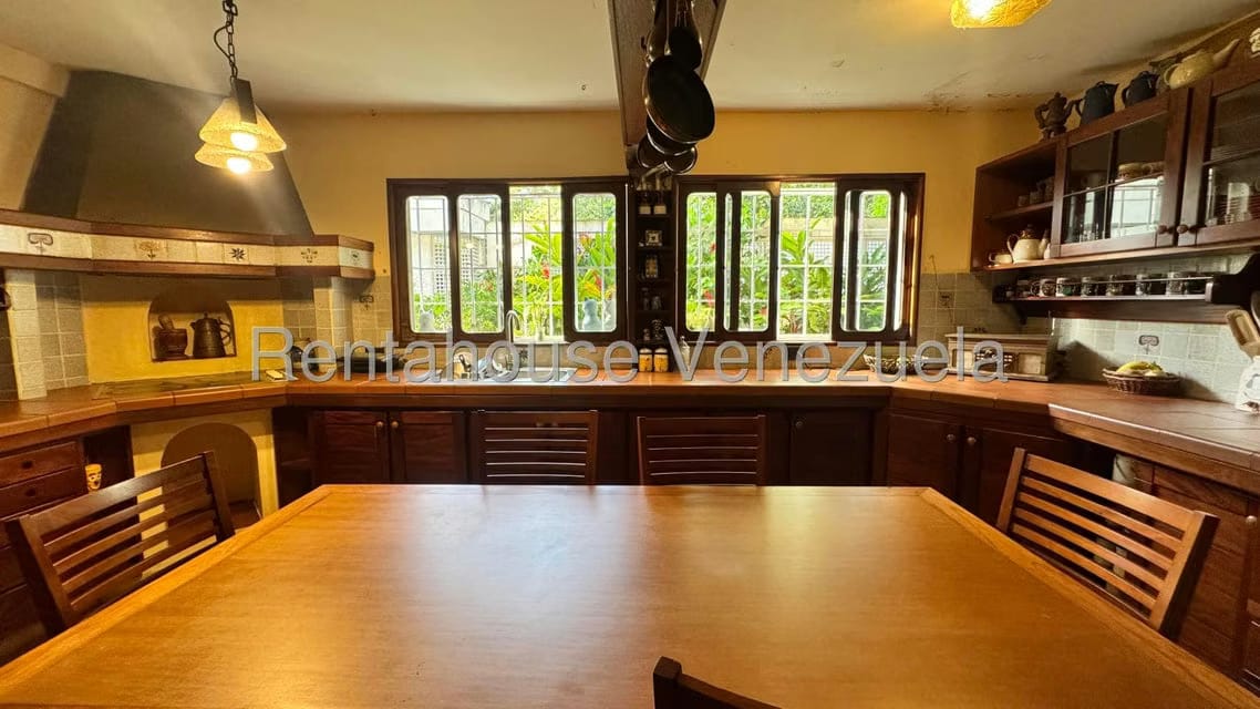 Casa (1 Nivel) en Venta en Los Geranios, Distrito Metropolitano - 36