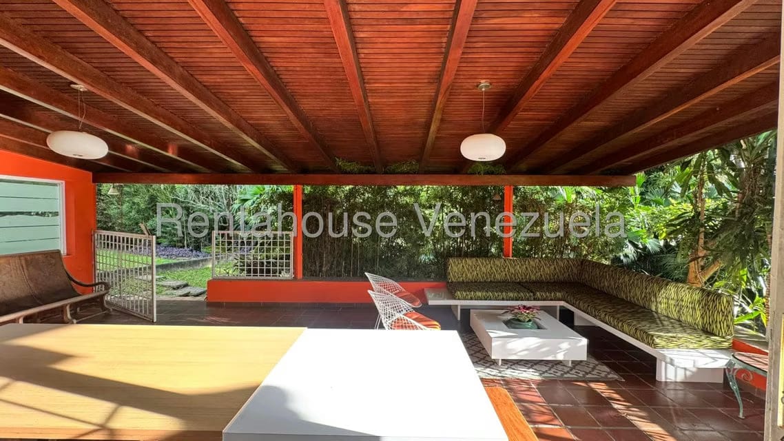 Casa (1 Nivel) en Venta en Los Geranios, Distrito Metropolitano - 43