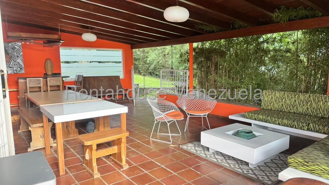 Casa (1 Nivel) en Venta en Los Geranios, Distrito Metropolitano - 48