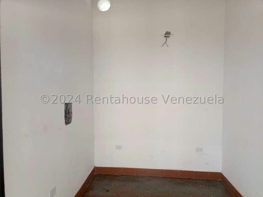Comercial (Local Comercial) en Venta en Centro, Lara - 18