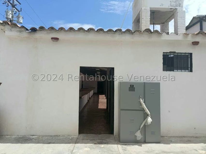 Comercial (Local Comercial) en Venta en Centro, Lara - 29