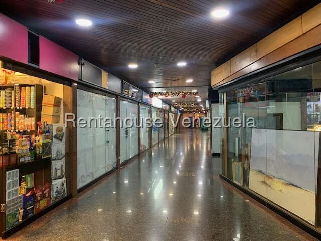 Comercial (Local Comercial) en Alquiler en Santa Fe Norte, Distrito Metropolitano - 7