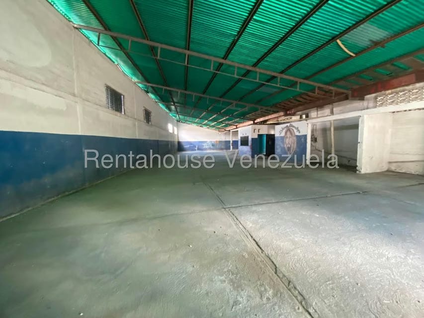 Comercial (Galpon - Deposito) en Venta en Centro, Portuguesa - 2