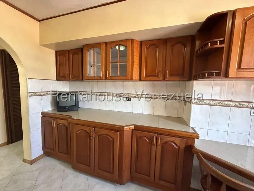 Apartamento (1 Nivel) en Alquiler en Fundalara, Lara - 12