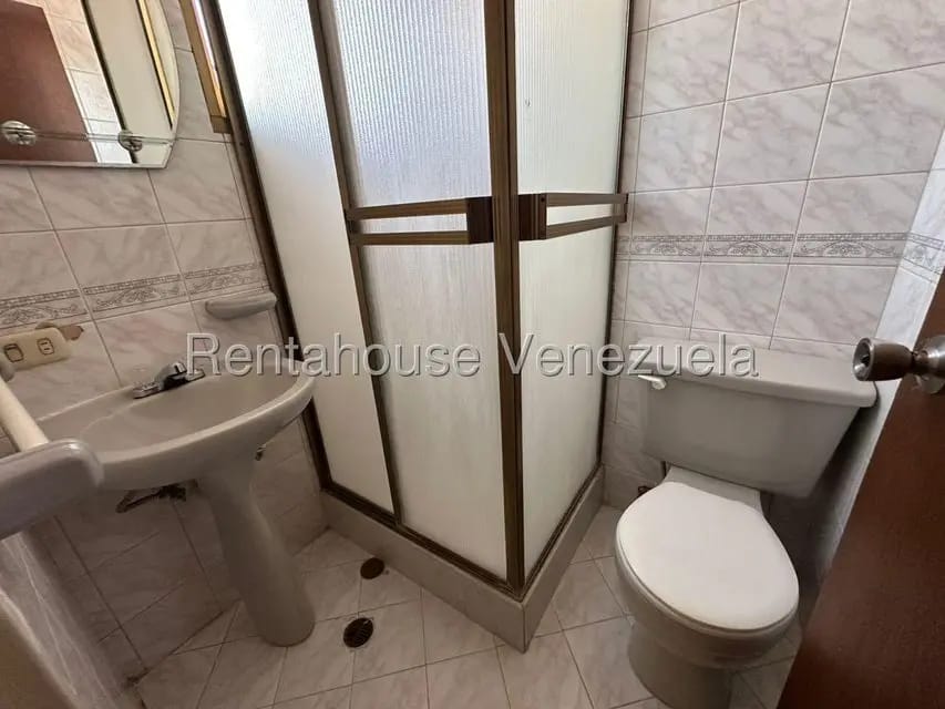 Apartamento (1 Nivel) en Alquiler en Fundalara, Lara - 27