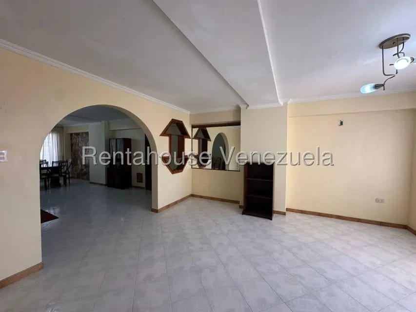 Apartamento (1 Nivel) en Alquiler en Fundalara, Lara - 7