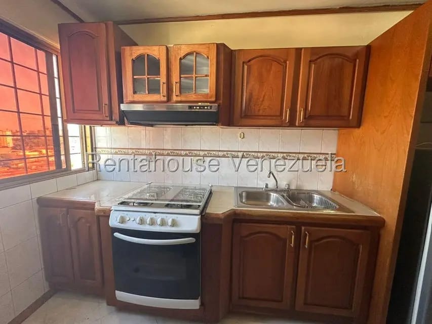 Apartamento (1 Nivel) en Alquiler en Fundalara, Lara - 10