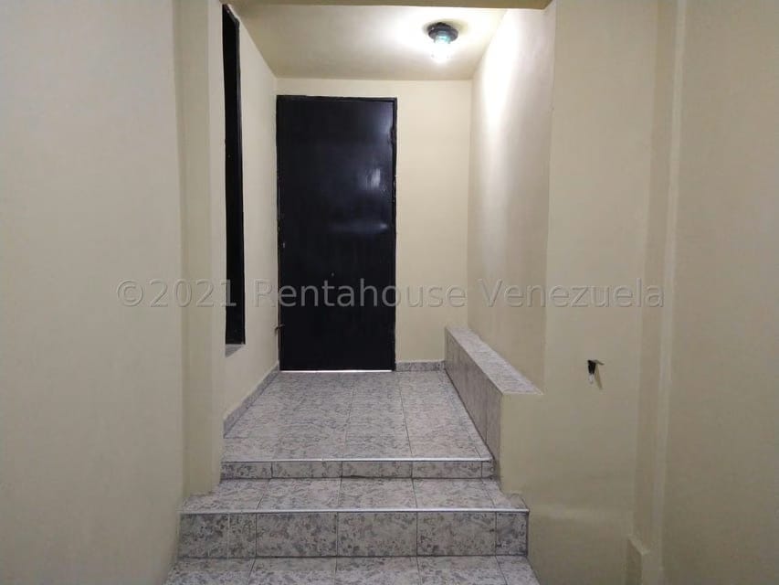 Comercial (Local Comercial) en Alquiler en Centro, Lara - 4
