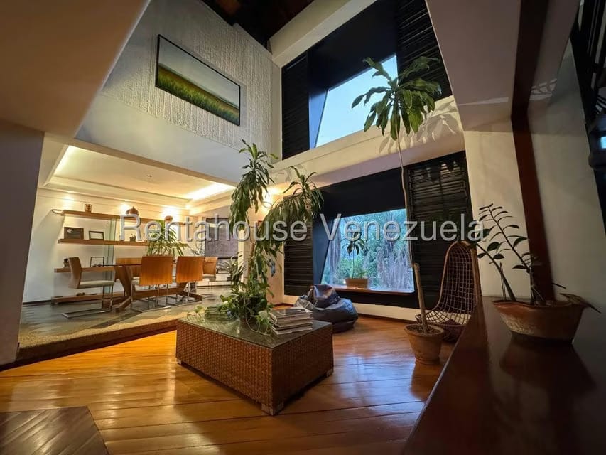 Apartamento (Multiples Niveles) en Venta en La Castellana, Distrito Metropolitano - 4