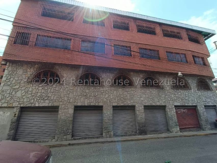 Comercial (Local Comercial) en Venta en Guatire, Miranda - 2
