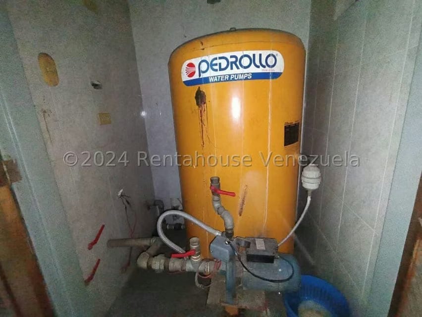 Comercial (Local Comercial) en Venta en Guatire, Miranda - 14
