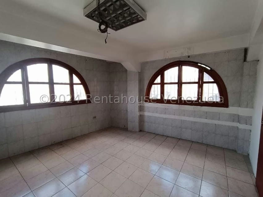 Comercial (Local Comercial) en Venta en Guatire, Miranda - 18