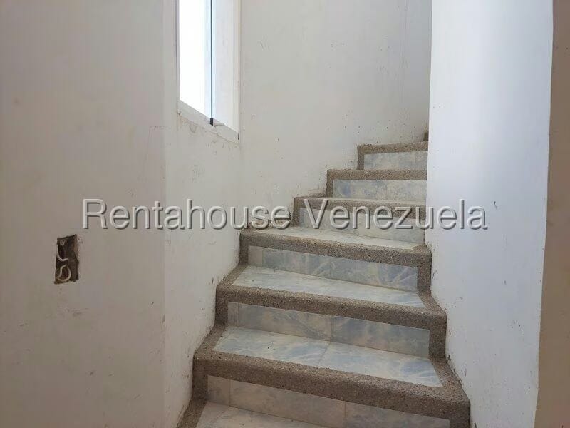 Apartamento (Duplex) en Venta en Flamingo, Falcon - 14