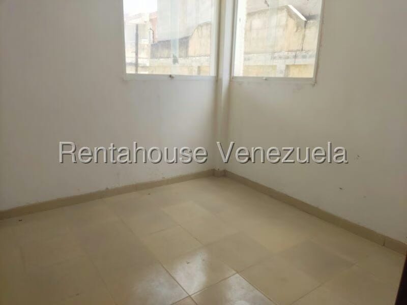 Apartamento (Duplex) en Venta en Flamingo, Falcon - 5