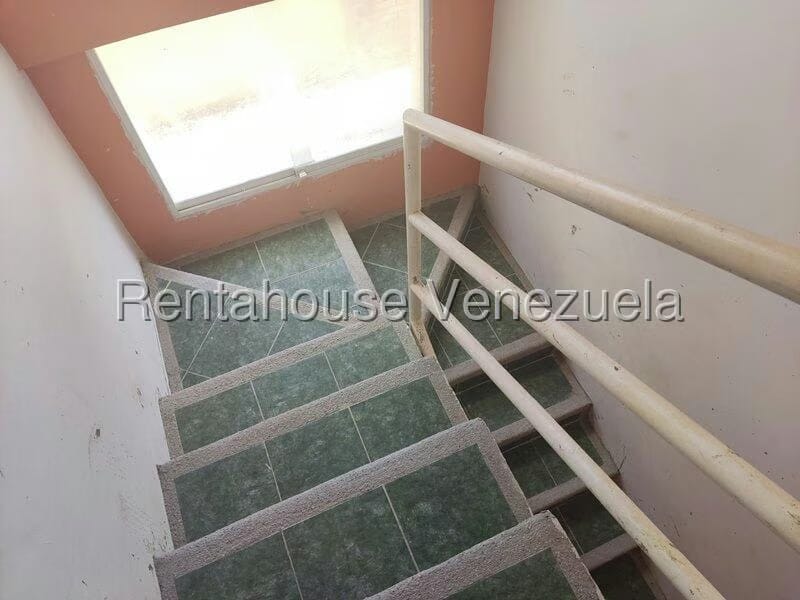Apartamento (Duplex) en Venta en Flamingo, Falcon - 10