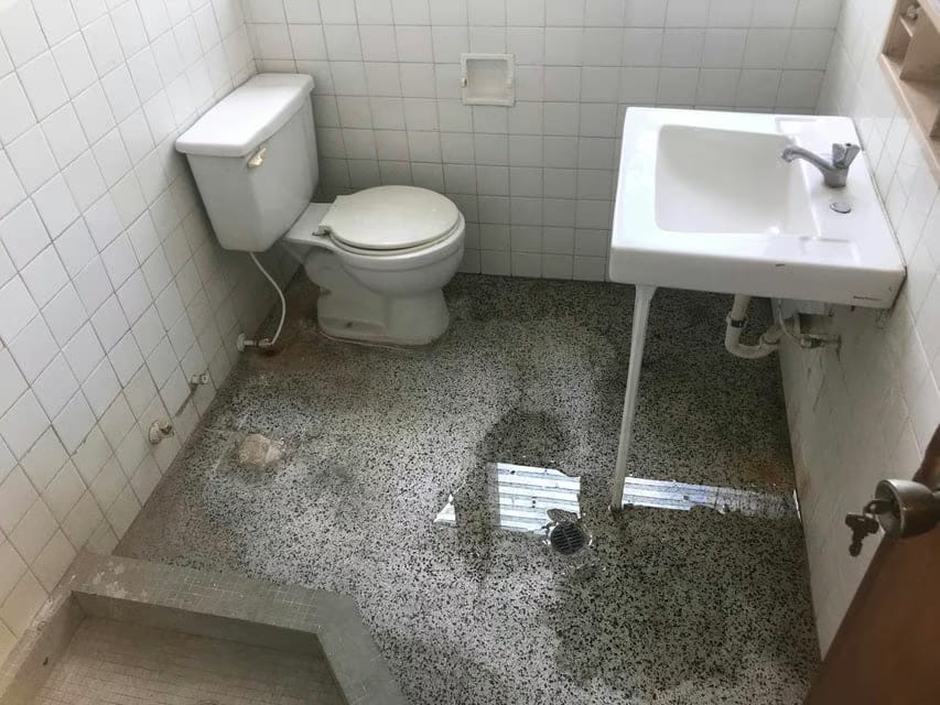 Comercial (Oficina) en Alquiler en Avenida Bella Vista, Zulia - 12