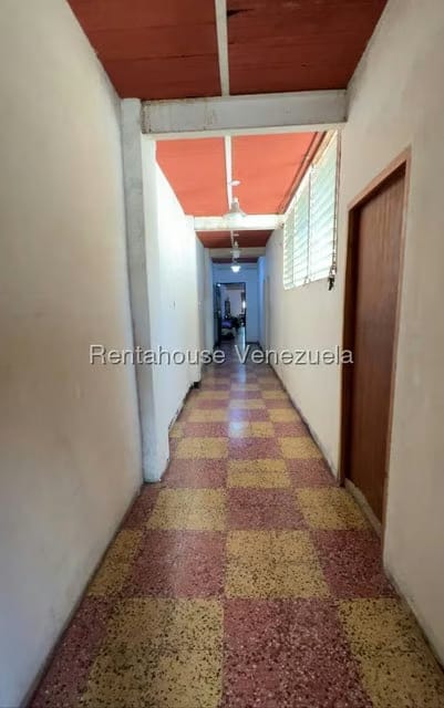 Casa (Multipes Niveles) en Venta en Parroquia Altagracia, Distrito Metropolitano - 9