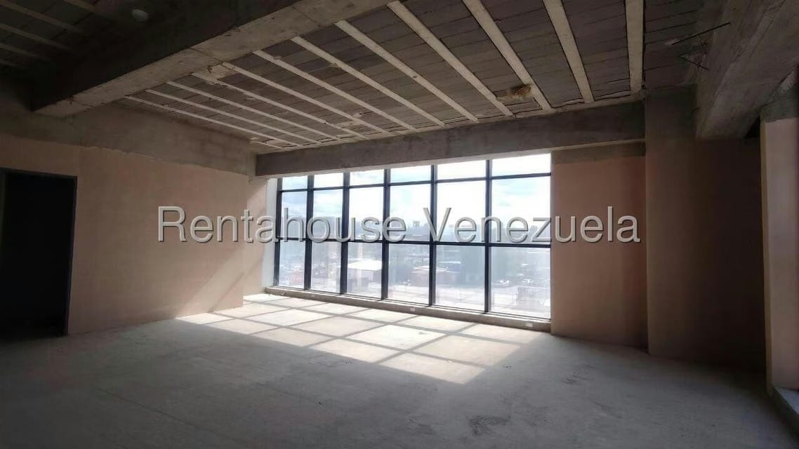 Comercial (Oficina) en Venta en Zona Este, Lara - 13