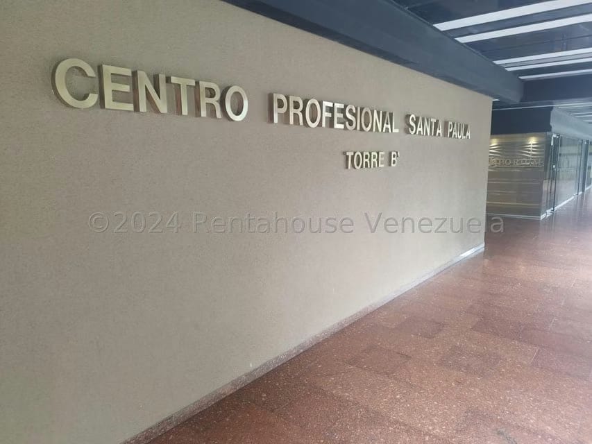 Comercial (Oficina) en Venta en Santa Paula, Distrito Metropolitano - 23