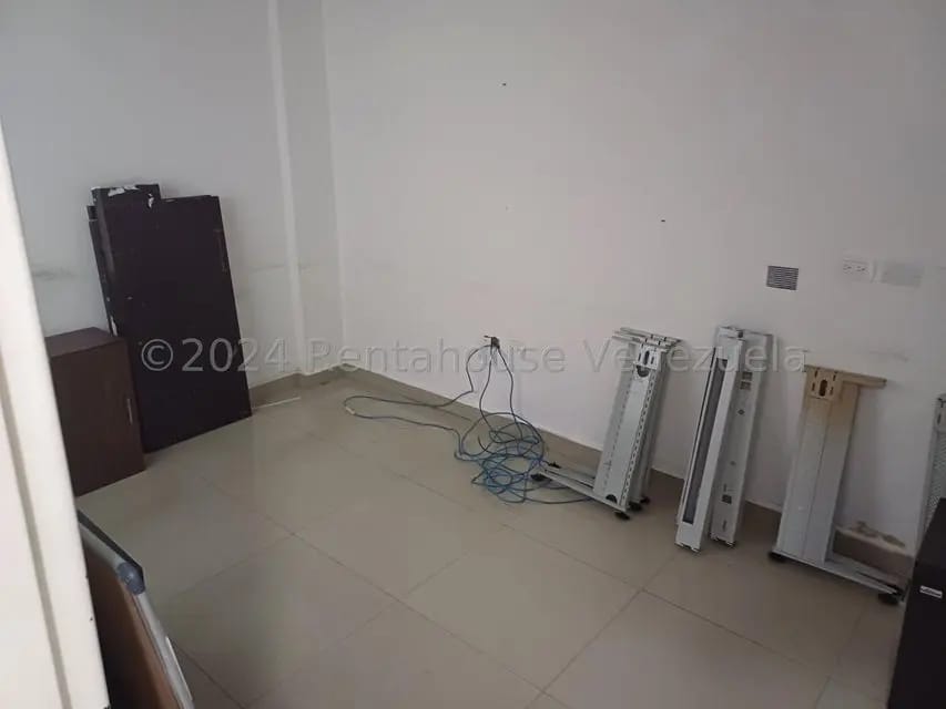 Comercial (Edificio) en Alquiler en Campo Claro, Distrito Metropolitano - 13