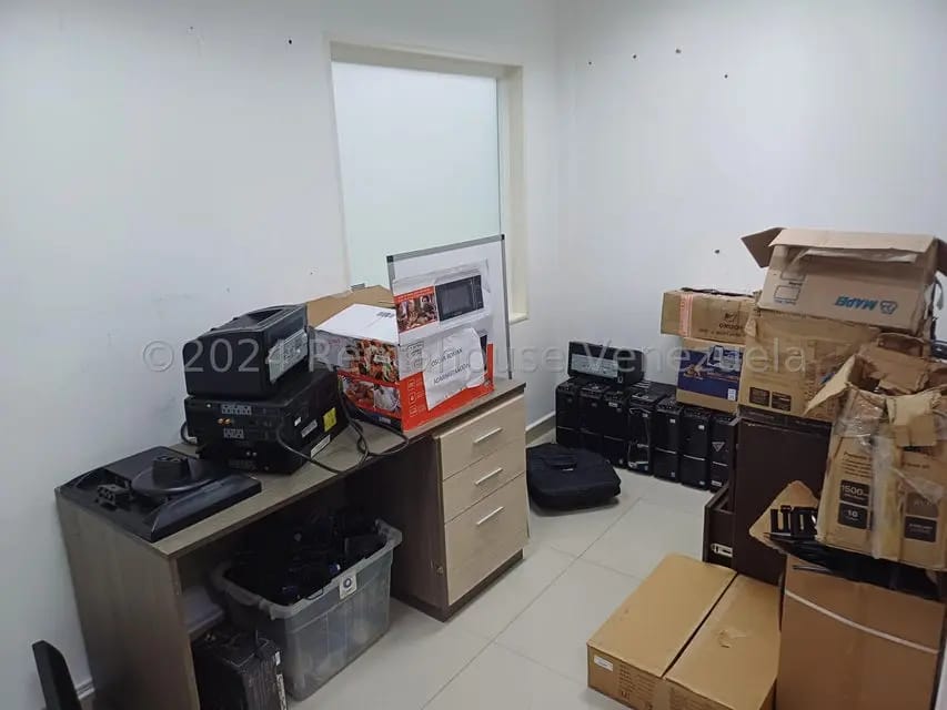 Comercial (Edificio) en Alquiler en Campo Claro, Distrito Metropolitano - 14