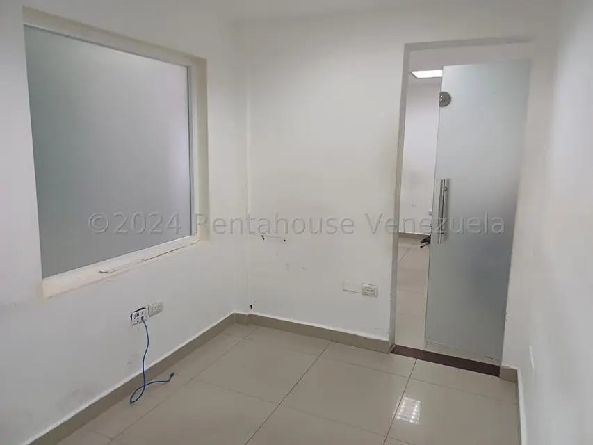 Comercial (Edificio) en Alquiler en Campo Claro, Distrito Metropolitano - 32