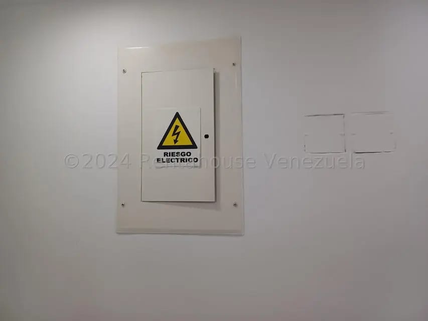 Comercial (Edificio) en Alquiler en Campo Claro, Distrito Metropolitano - 38