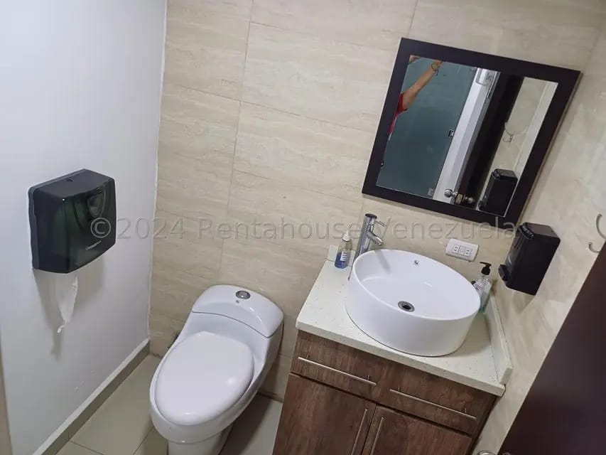 Comercial (Edificio) en Alquiler en Campo Claro, Distrito Metropolitano - 10