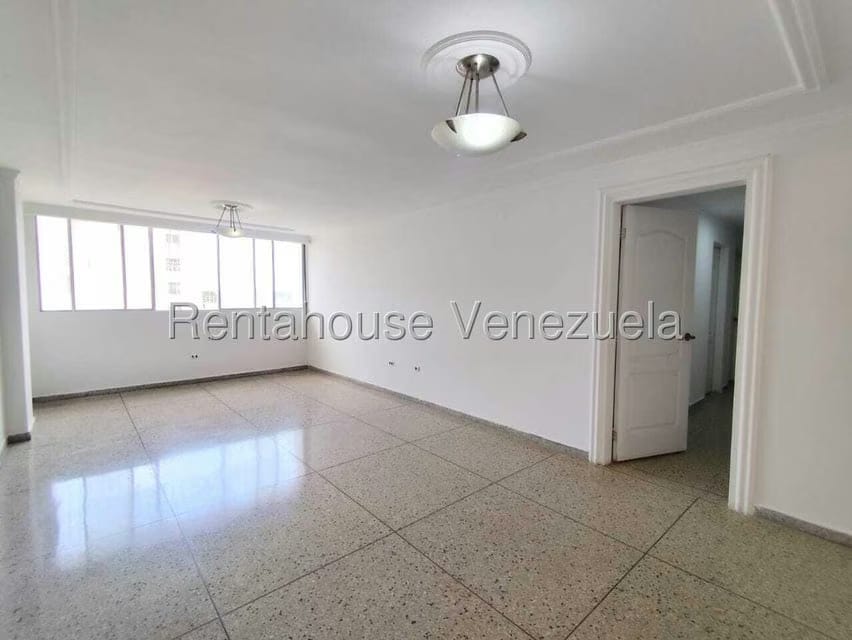 Apartamento (1 Nivel) en Venta en La Florida, Zulia - 5