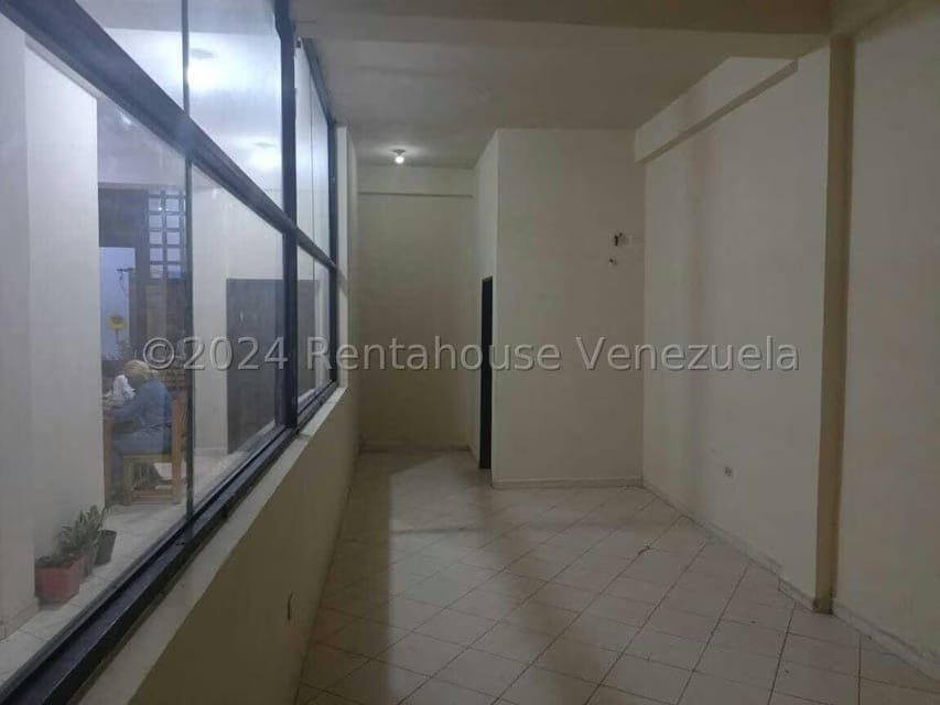 Comercial (Local Comercial) en Alquiler en Centro, Lara - 4