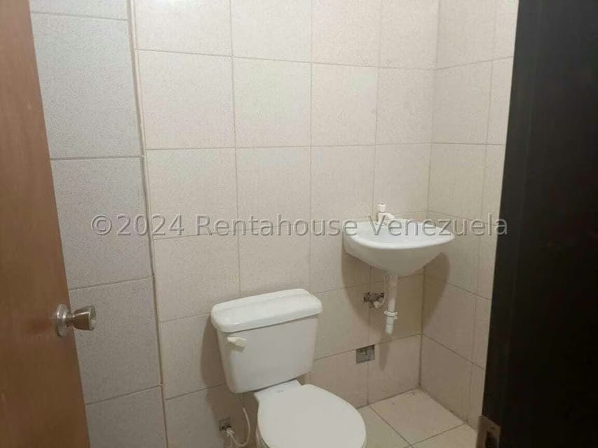 Comercial (Local Comercial) en Alquiler en Centro, Lara - 8