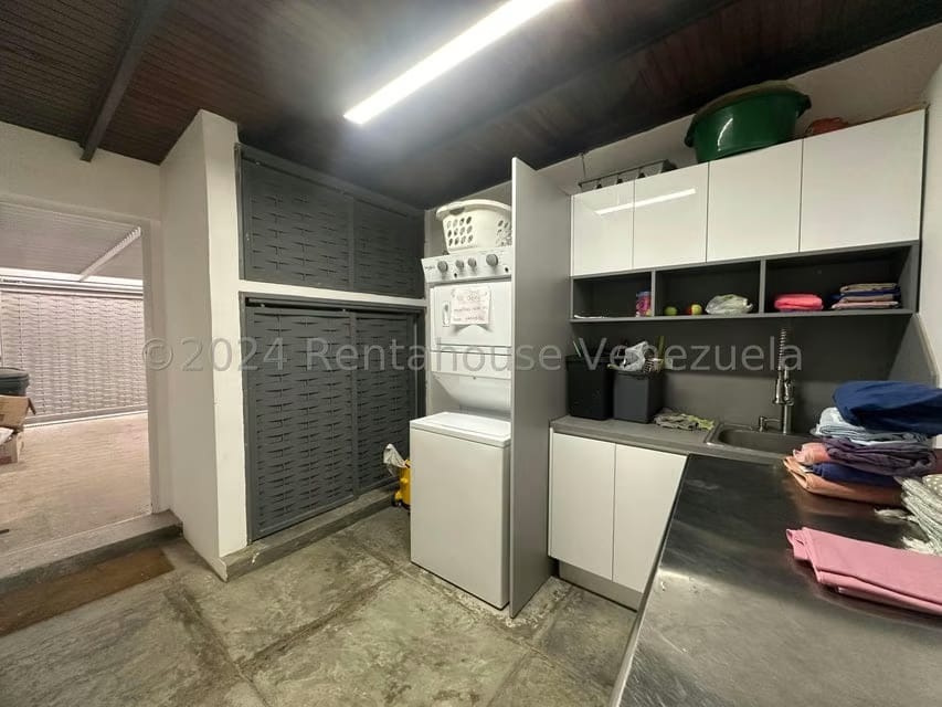 Casa (Multipes Niveles) en Venta en Colinas de Bello Monte, Distrito Metropolitano - 30