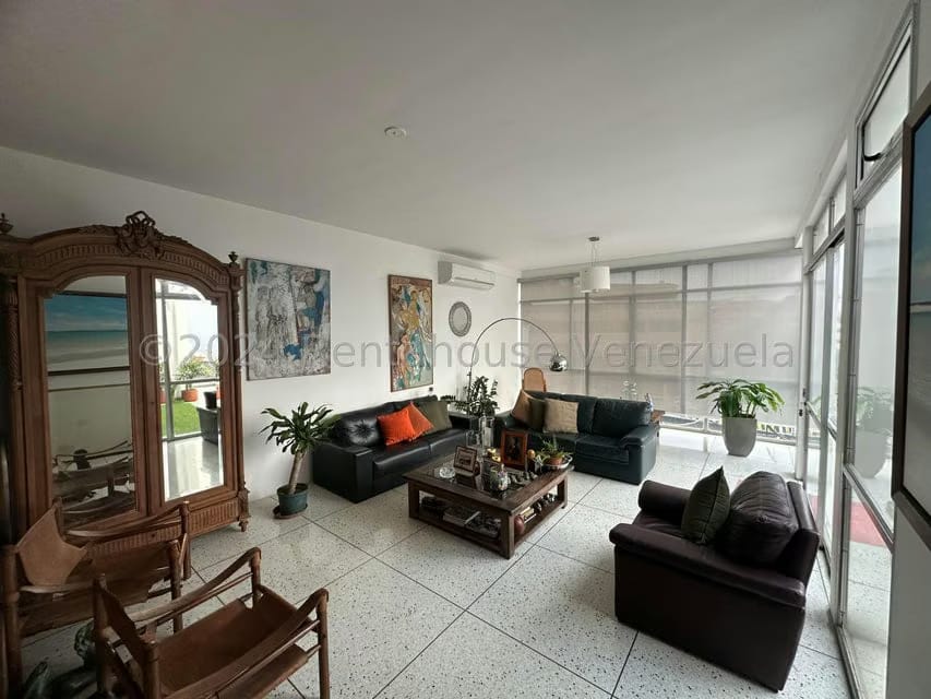 Casa (Multipes Niveles) en Venta en Colinas de Bello Monte, Distrito Metropolitano - 5