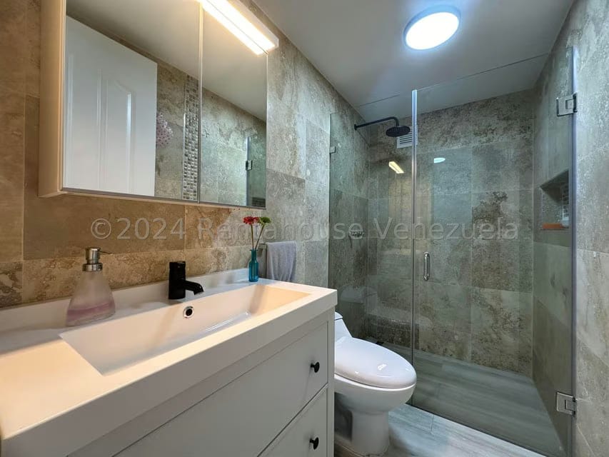 Casa (Multipes Niveles) en Venta en Colinas de Bello Monte, Distrito Metropolitano - 49